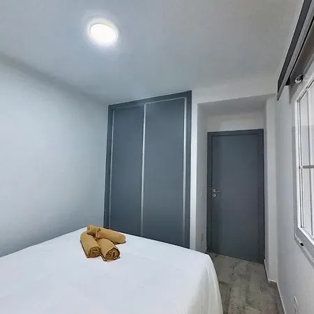 Oscar Urban דירה *